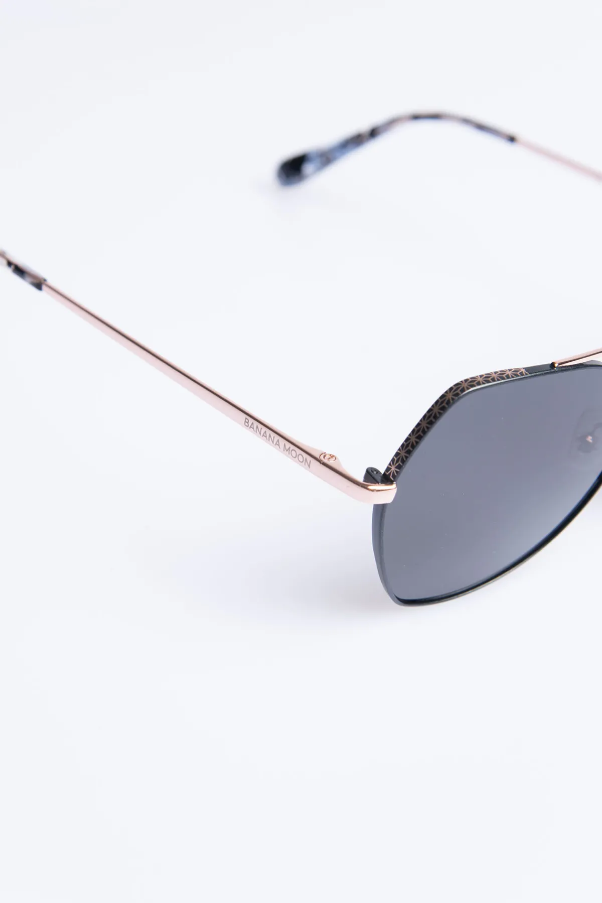 Banana Moon LUNETTES Noir Lunettes de soleil papillonnante - BM210P02- Lunettes De Soleil